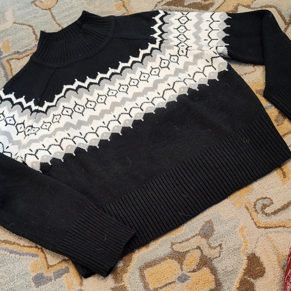 Tommy Hilfiger Black and White Fair Isle Turtleneck Sweater
